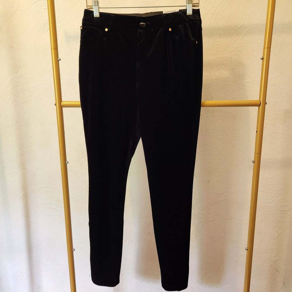 INC International Concepts Skinny Leg Size M Black Velvet Mid-Rise Pants